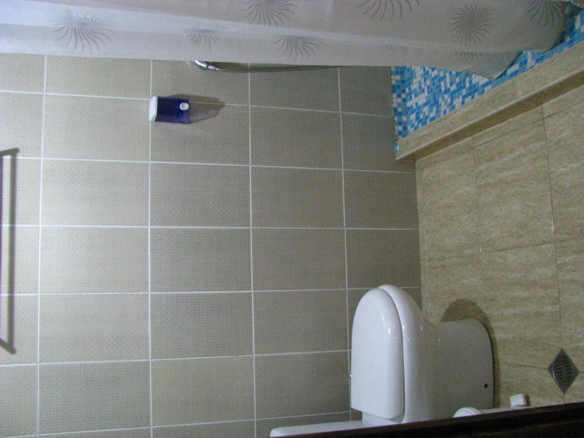 Guest House Shina Omalo Quarto foto